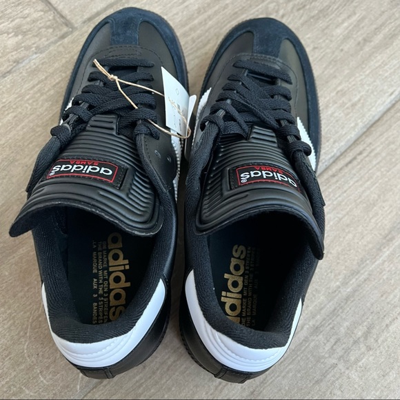 Adidas Samba Classic - Picture 7 of 9